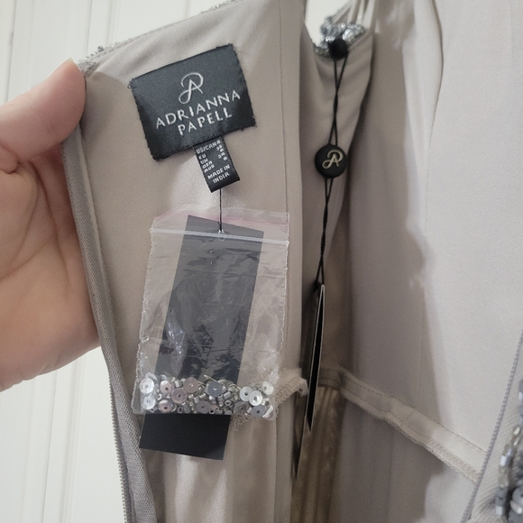 Adrianna Papell Formal Gown/Dress, Platinum Grey, sz 4 - Picture 10 of 12